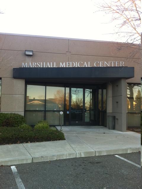 Marshall Medical Center Entrance 